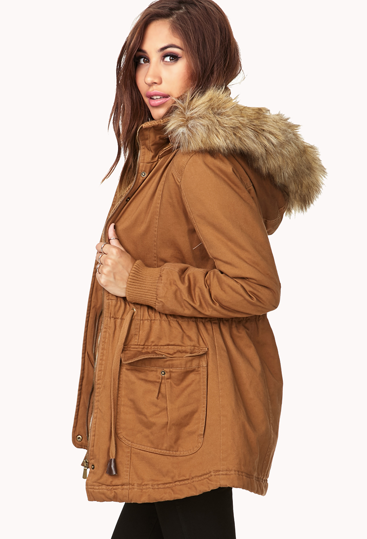 parka with faux fur trim