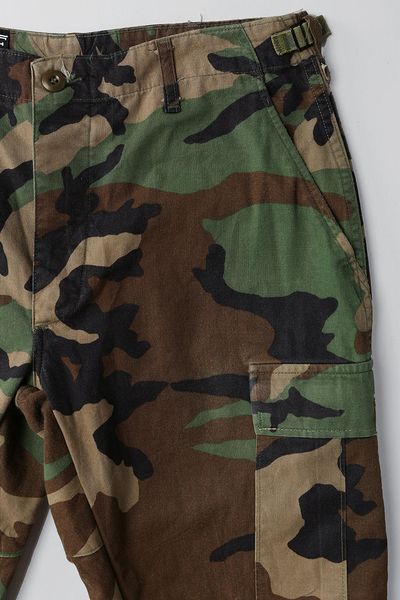 Urban Outfitters Faif X Urban Renewal Camo Army Pant in Green for Men ...
