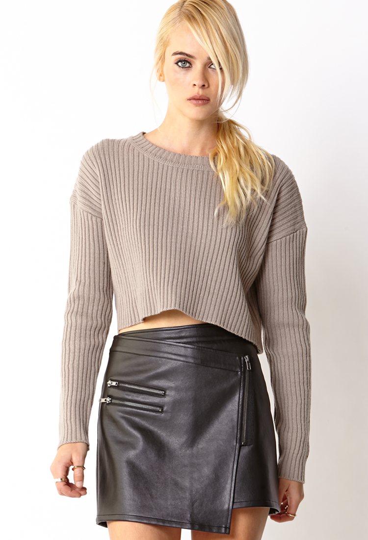Forever 21 Must-have Cropped Sweater in Natural | Lyst
