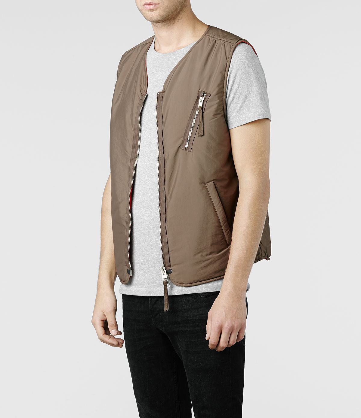 Share this listing COLE HAAN CLOTHING AND SHOES Upgrade your versatile wardrobe essentials with something from our collection of Cole Haan merchandise. This brand’s choices of clothing and shoes for men and women are suitable for work or play and appeal to your resourceful nature. Cole Haan jackets for men include excellent options for enjoying the outdoors.