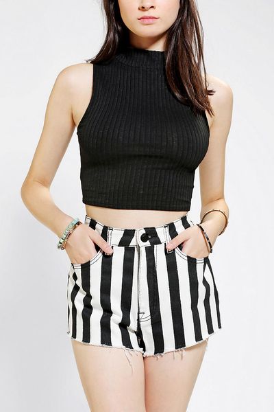 Urban Outfitters Ribbed Cropped Top in Black
