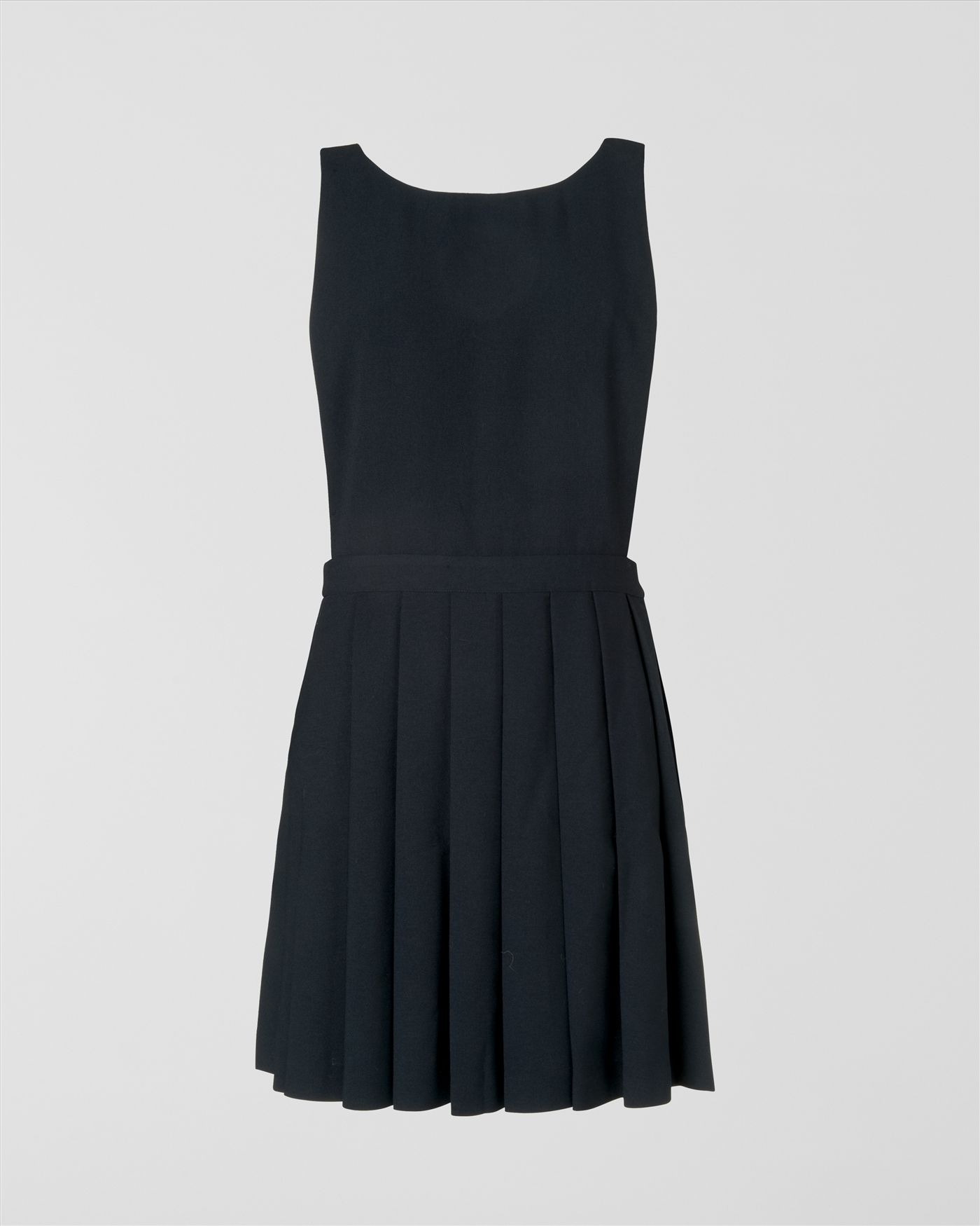 Jaeger Crepe Pinafore Dress in Black | Lyst