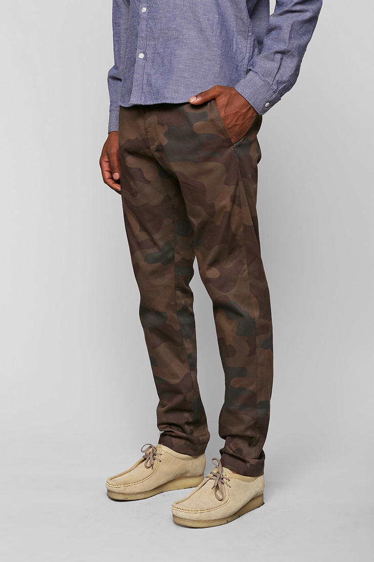 Urban outfitters Dickies Camo Stretch Skinny Pant in Brown for Men | Lyst