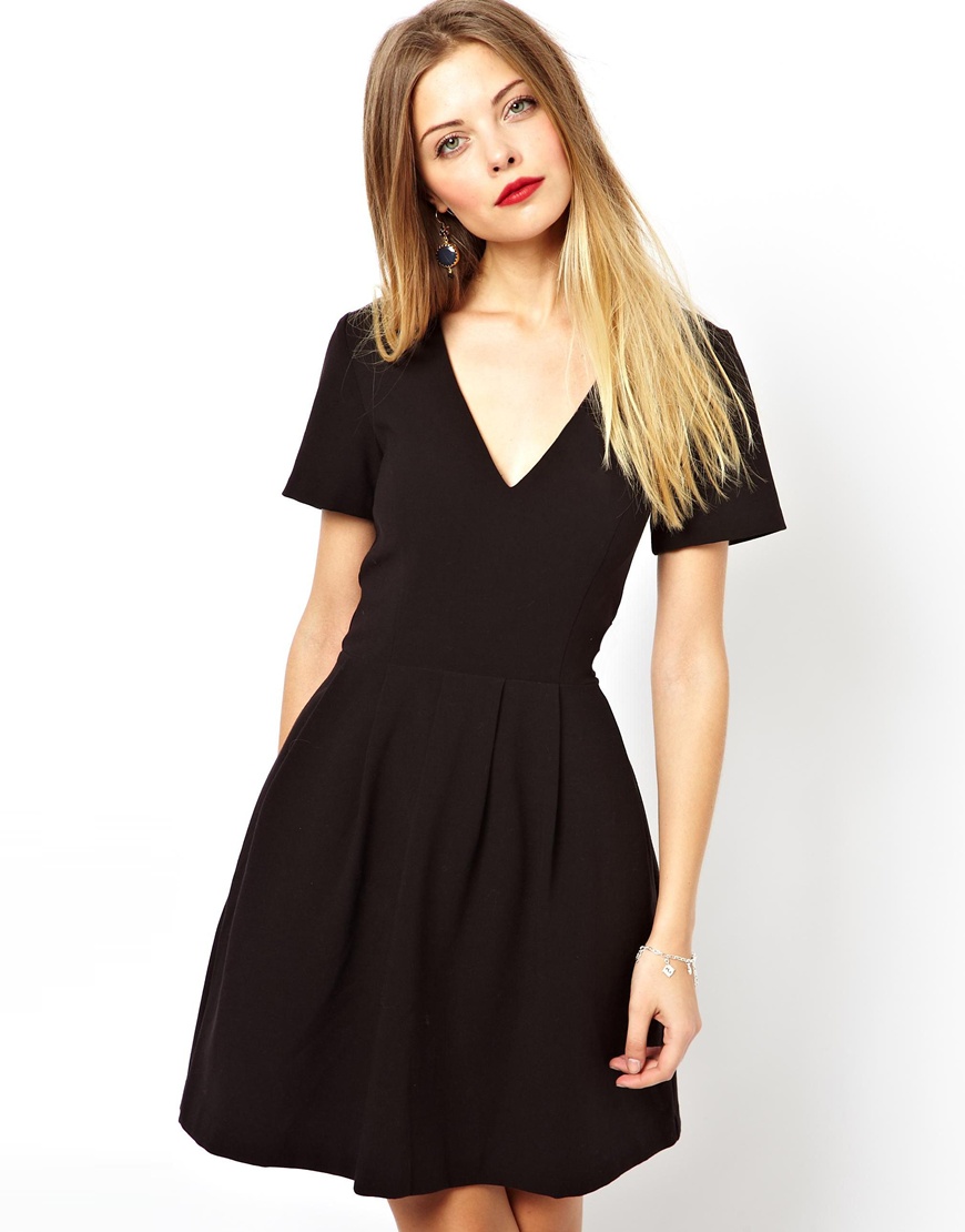 Lyst - Asos V-Neck Structured Skater Dress in Black