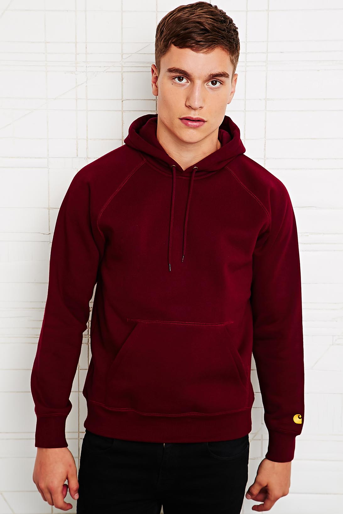 Carhartt Hooded Chase Sweatshirt in Cranberry in Red for Men (Plum) | Lyst