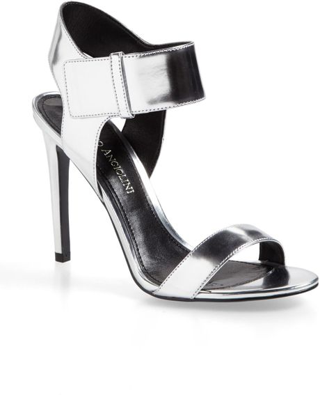 Enzo Angiolini Brodee Metallic Leather Sandal in Silver | Lyst
