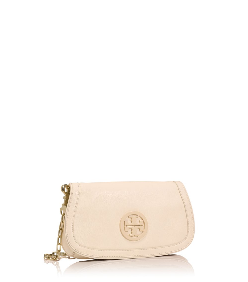 tory burch amanda logo clutch