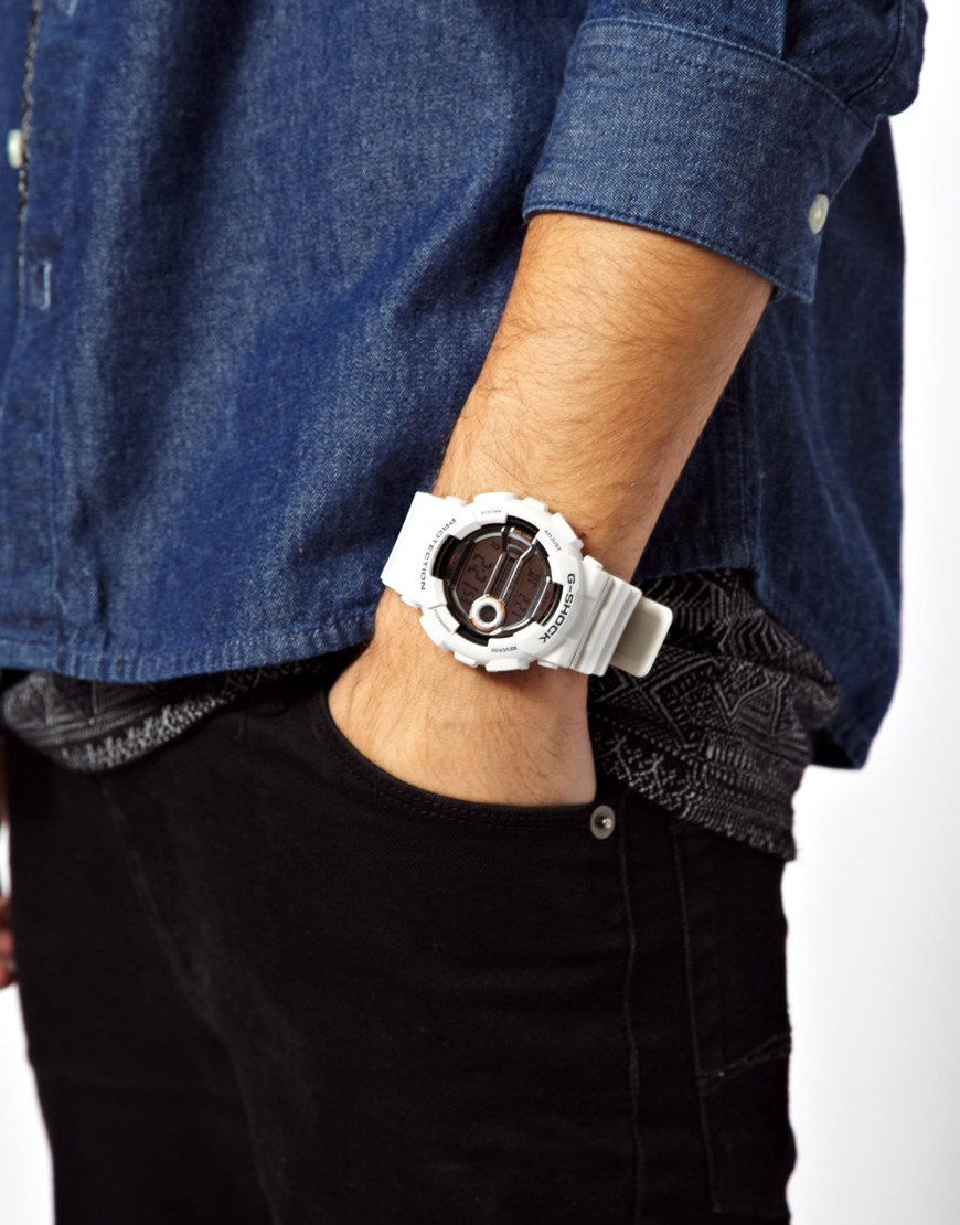 s shock white watch