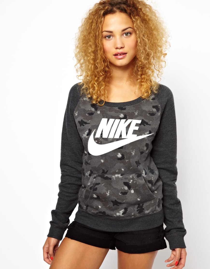 nike sweatsuit camo