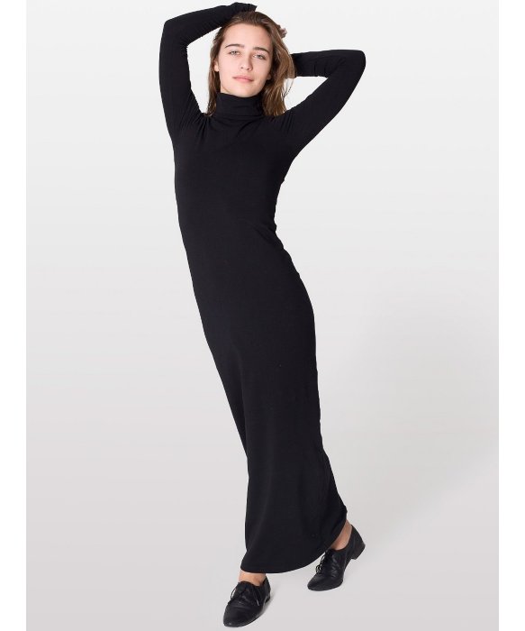 Long black cotton dress with long sleeves and collar
