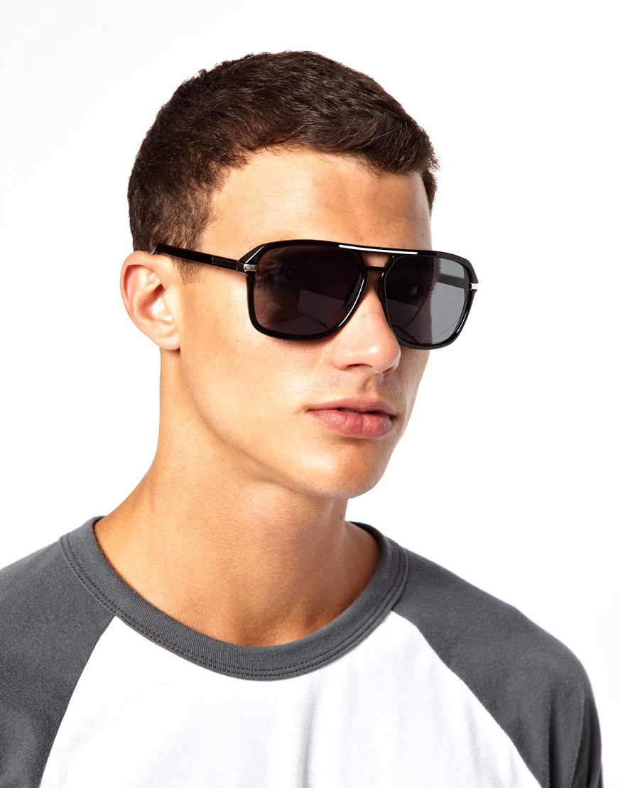 Топ очков для мужчин. Очки солнцезащитные мужские. Модные мужские очки. Модные солнечные очки мужские. Солнцезащитные очки мужские молодежные.