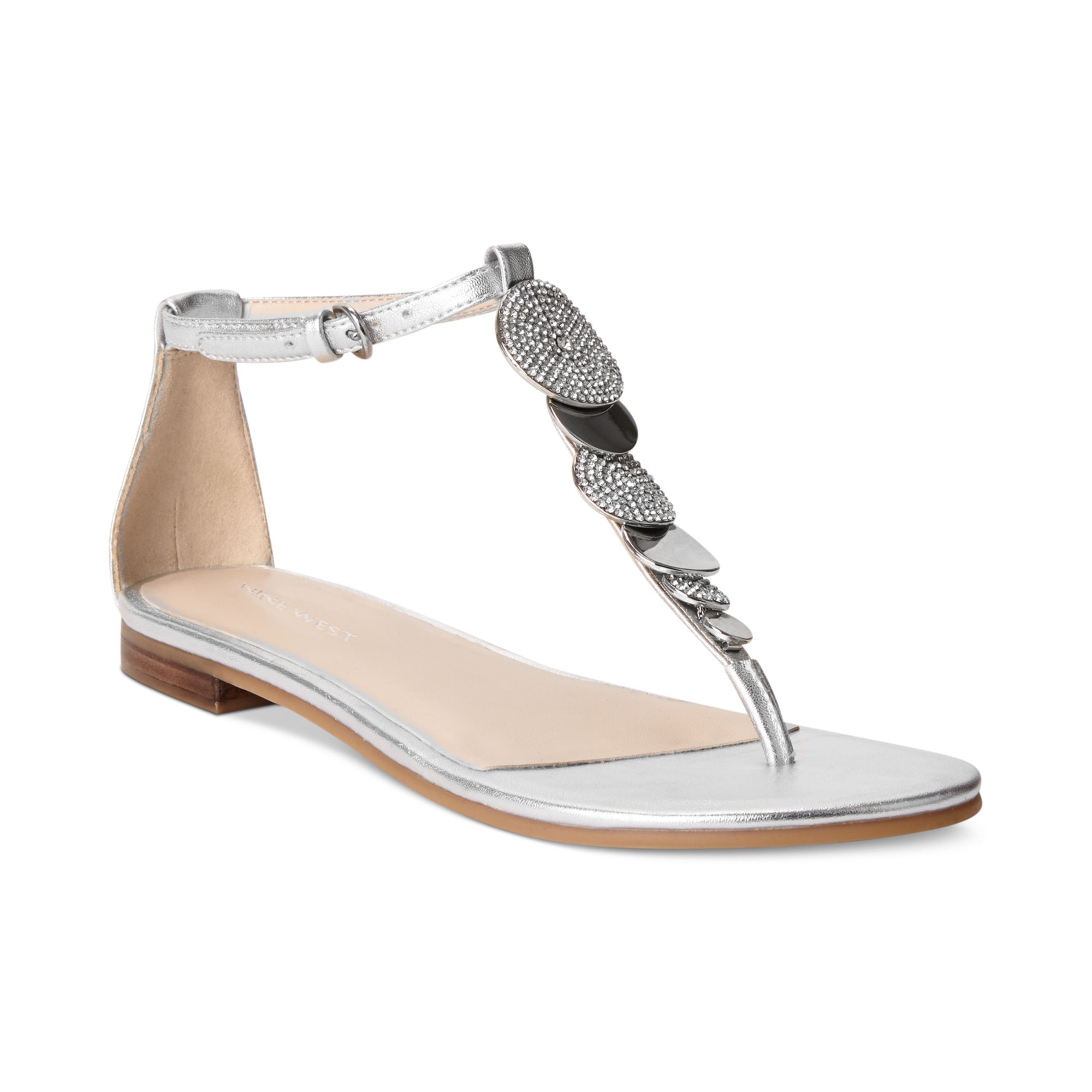 Nine West Zachariah Flat Thong Sandals in Silver | Lyst