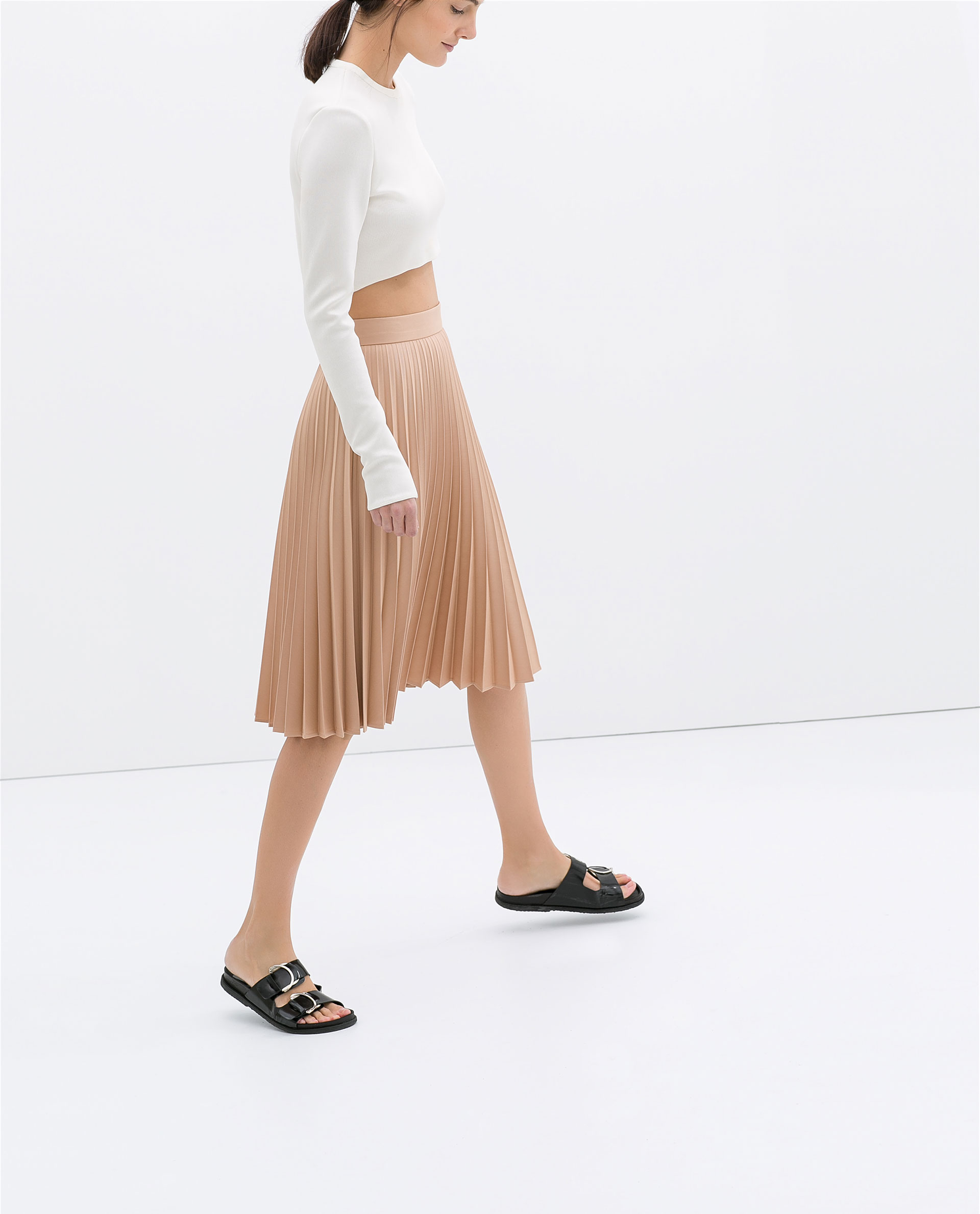 Zara Coated Pleated Skirt in Pink | Lyst