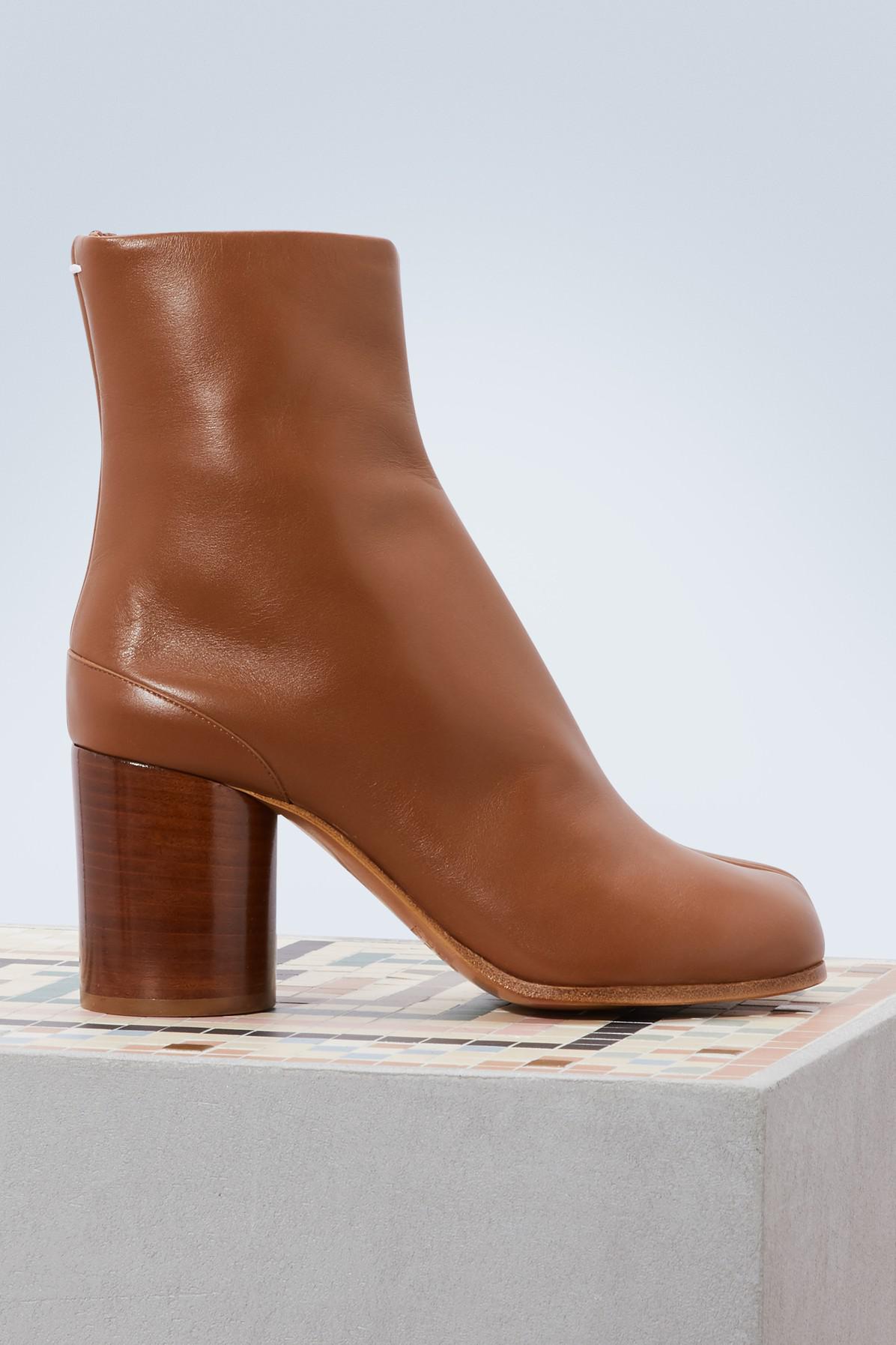 Maison Margiela Tabi Ankle Boots in Brown - Lyst