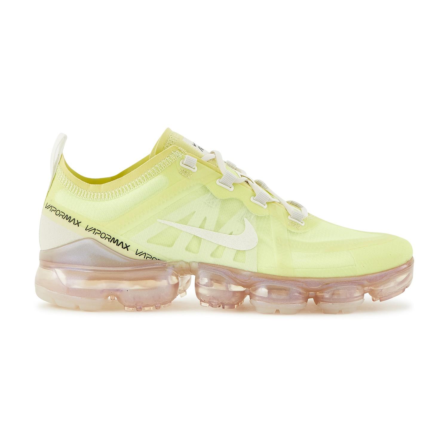 nike air vapormax luminous green