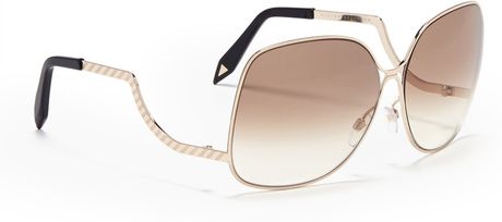 Victoria Beckham Oversized Round Frame Sunglasses in Gold | Lyst
