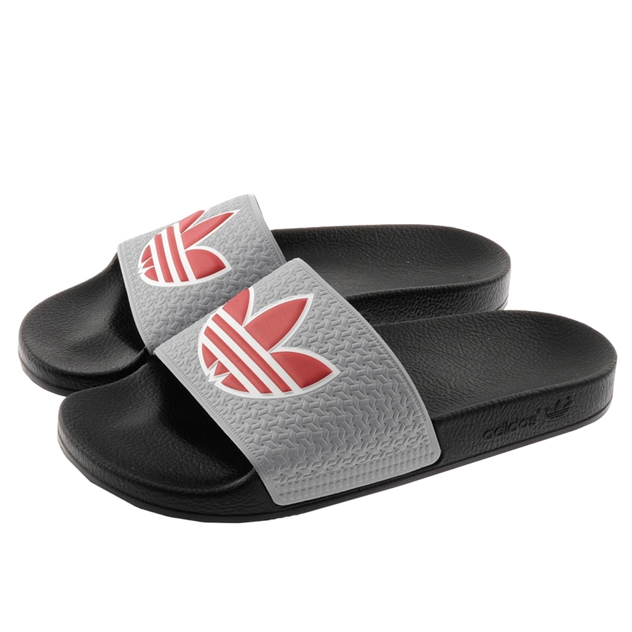 adidas flip flops original