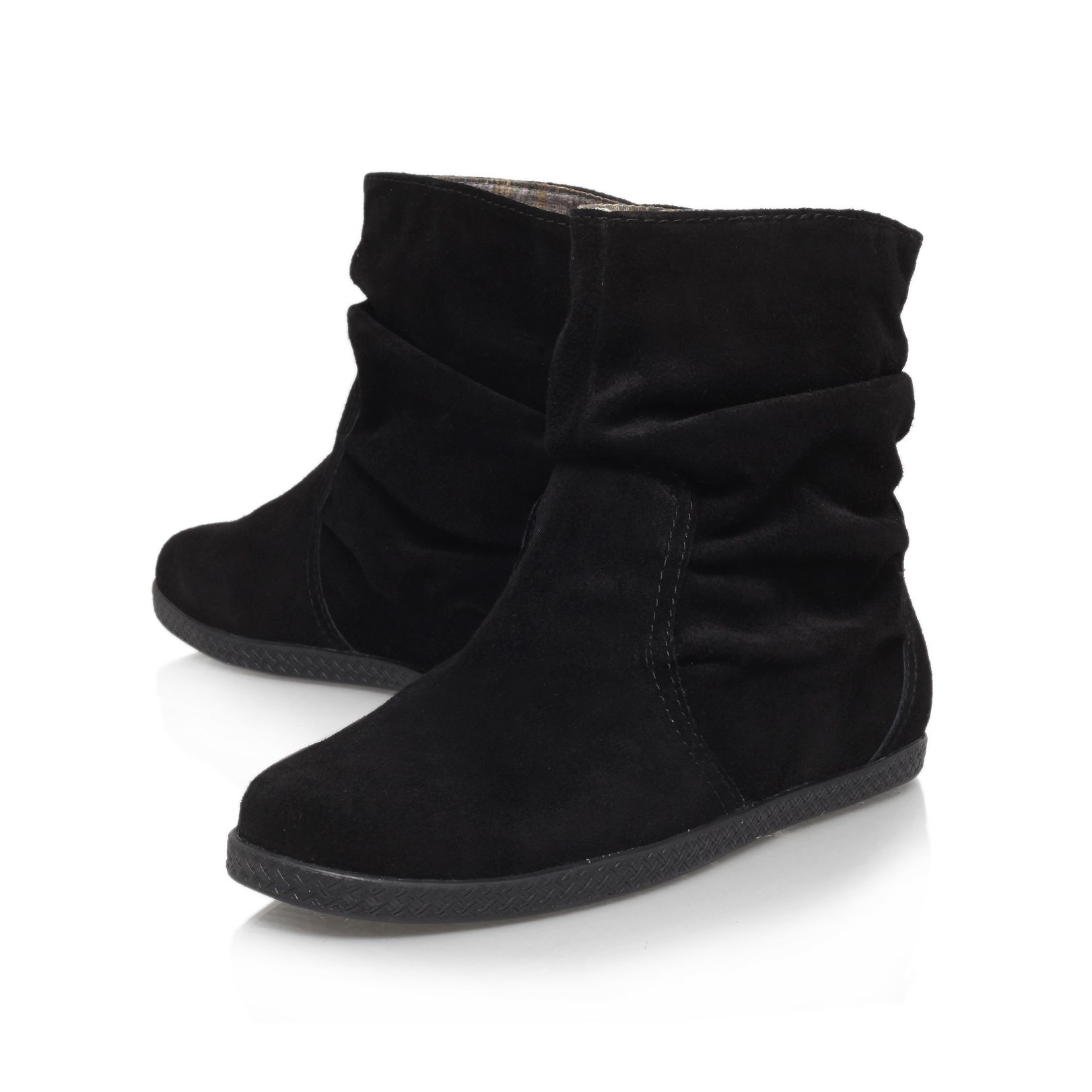 flat black ankle boots