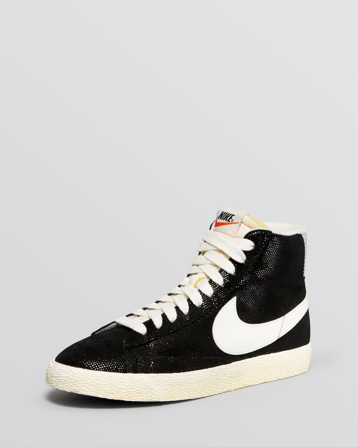 nike blazer hi top