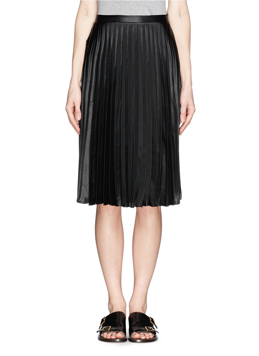 Lyst - Sandro 'java' Pleated Skirt in Black