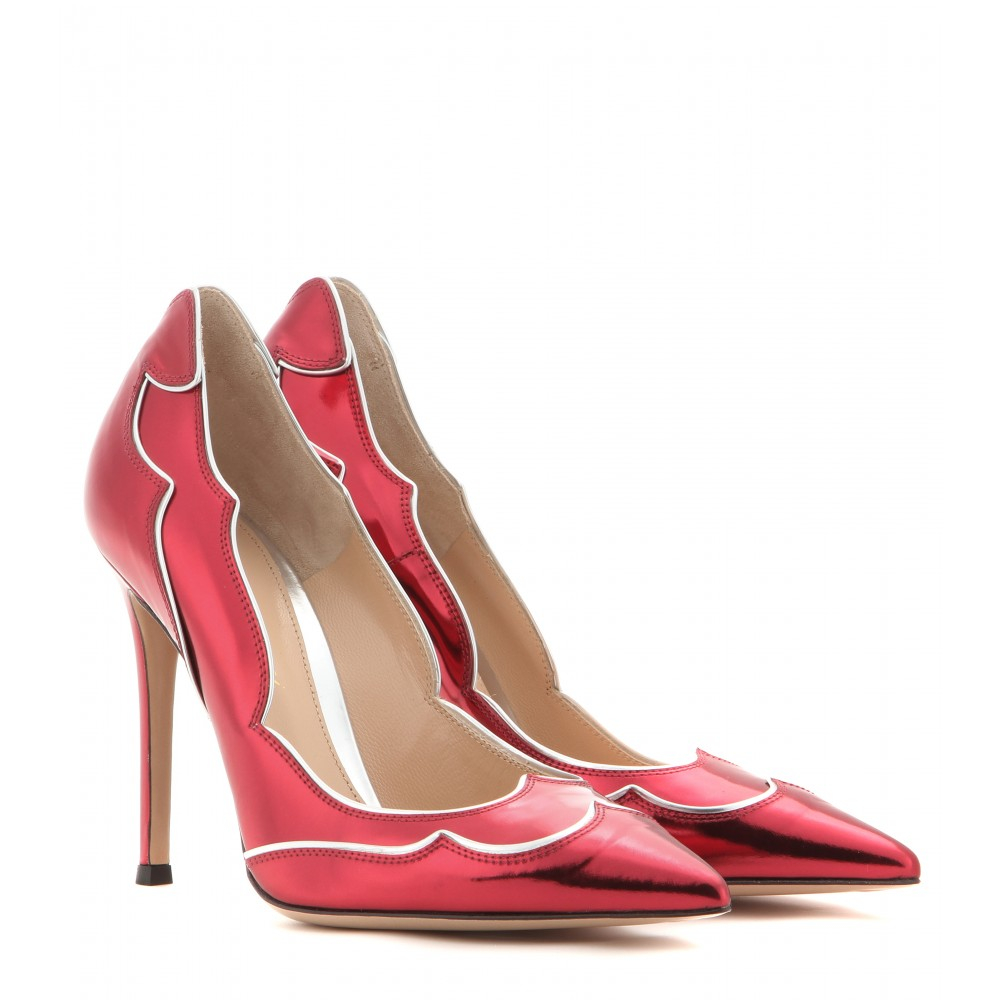 gianvito rossi round toe pumps