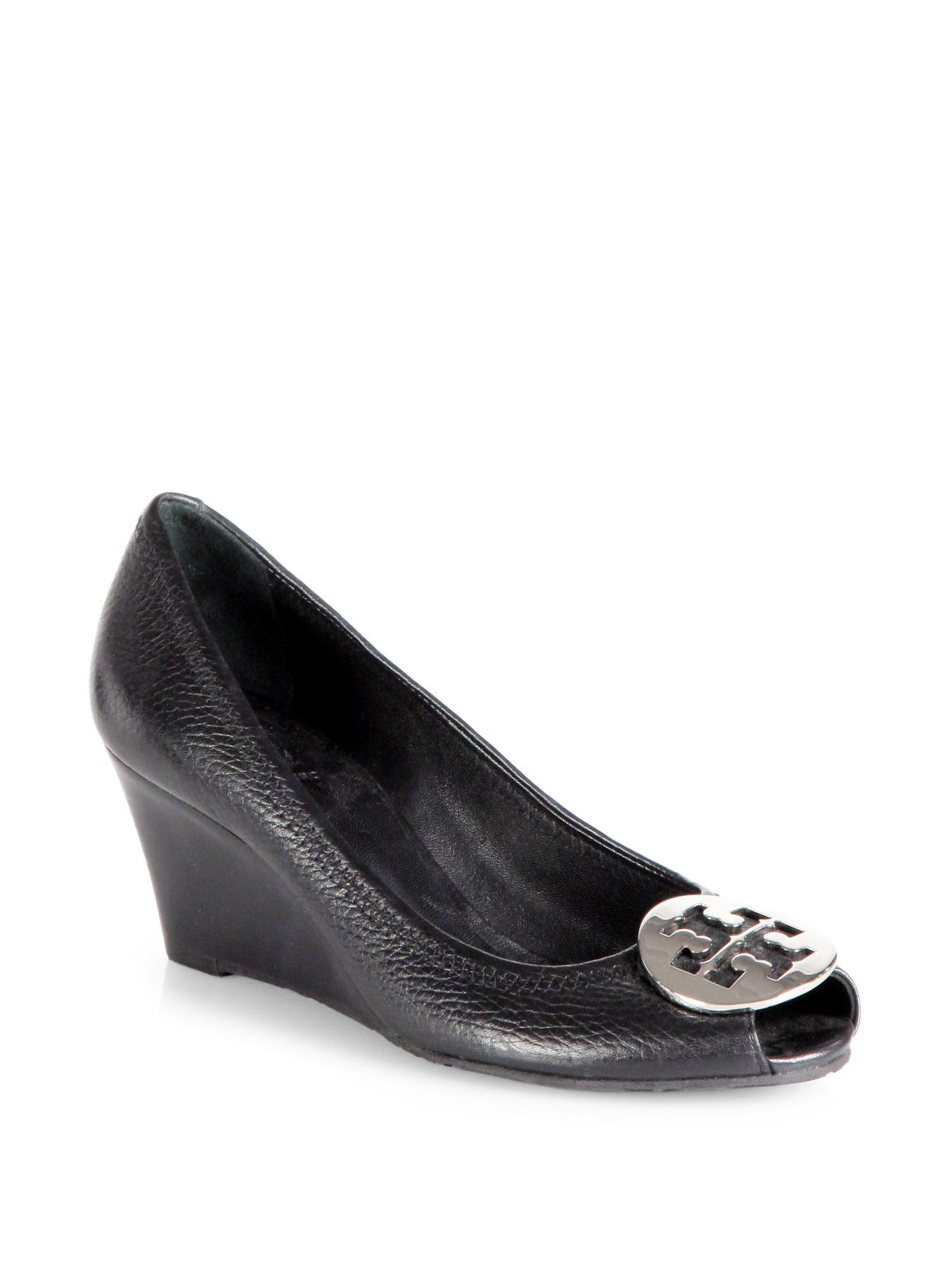 Tory burch Sally 2 Tumbled Leather Wedge Pumps in Black | Lyst