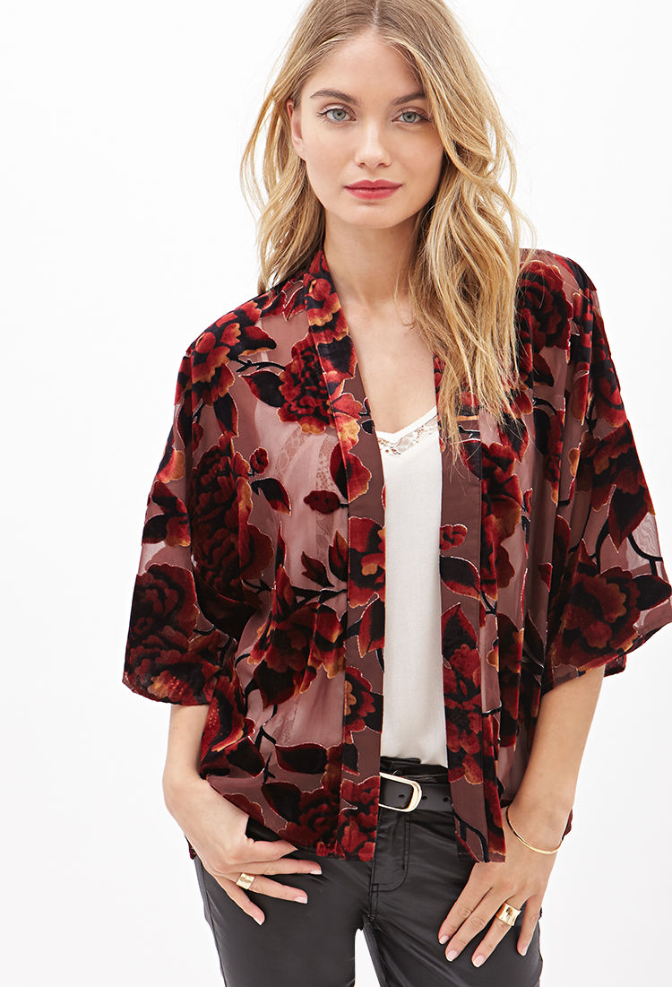 Forever 21 Contemporary Velveteen Floral Kimono in Brown | Lyst