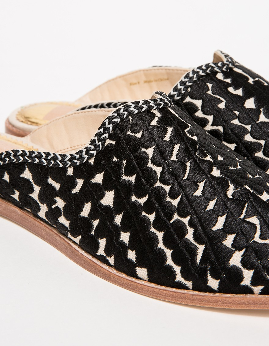 dolce vita suede slides