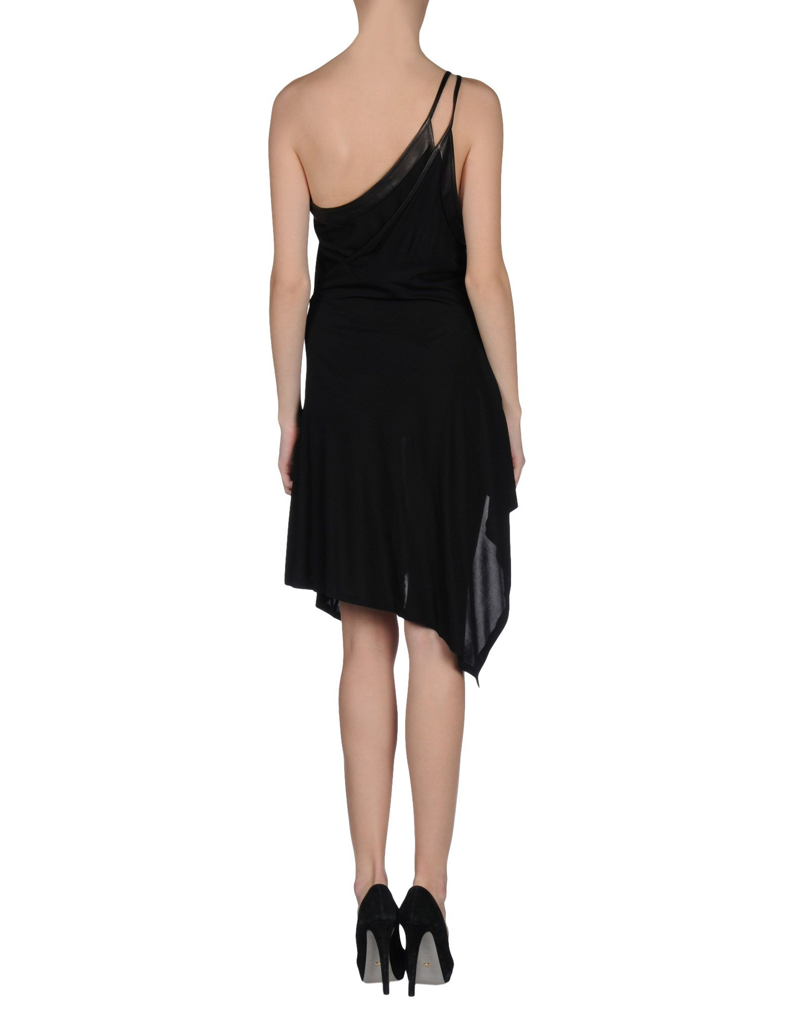 Shaped black knee length dress with pockets
