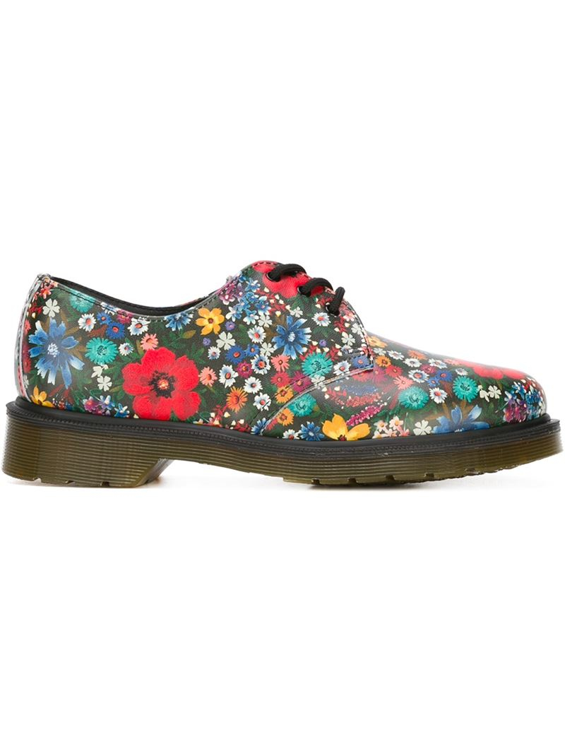 dr martens blue flowers