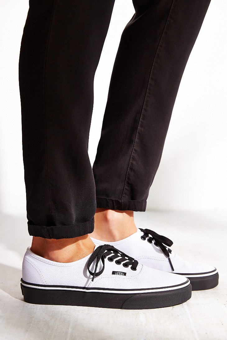 black and white authentic vans womens