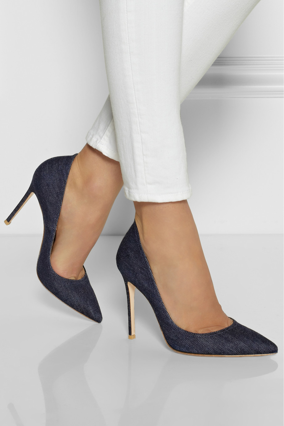 Lyst Gianvito rossi Pointed Toe Denim Pumps in Blue