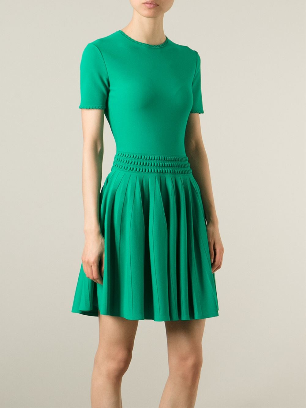 Alexander mcqueen Pleated Mini Dress in Green | Lyst