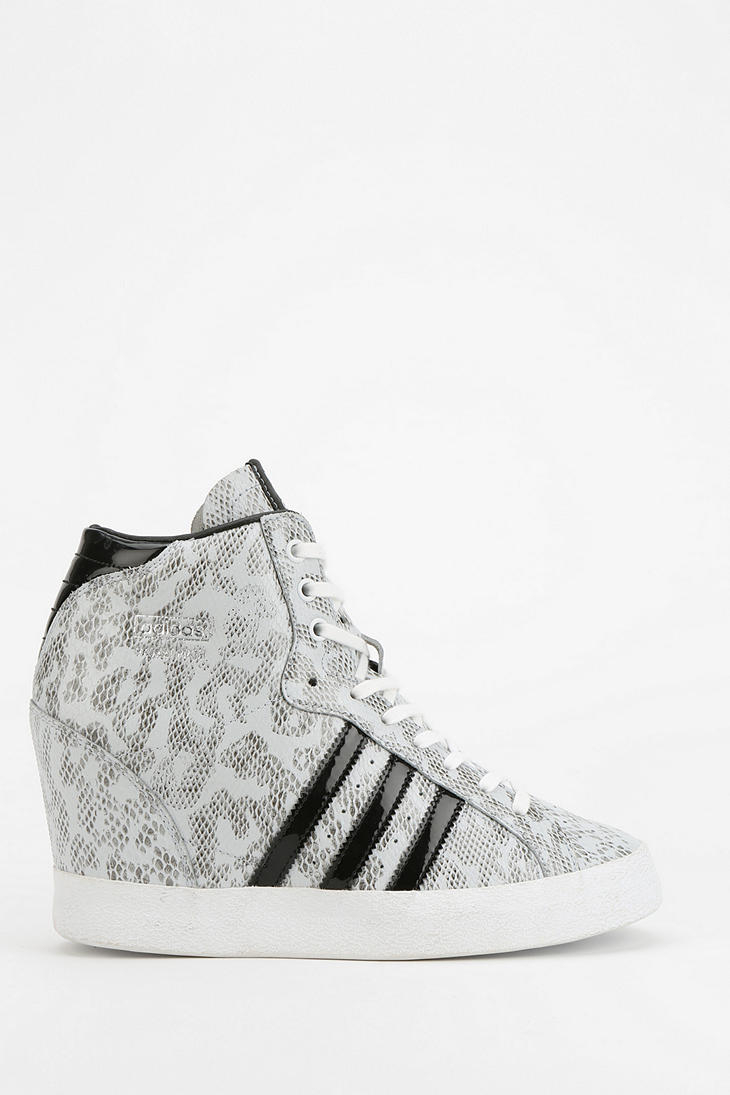 adidas sneakers snakeskin