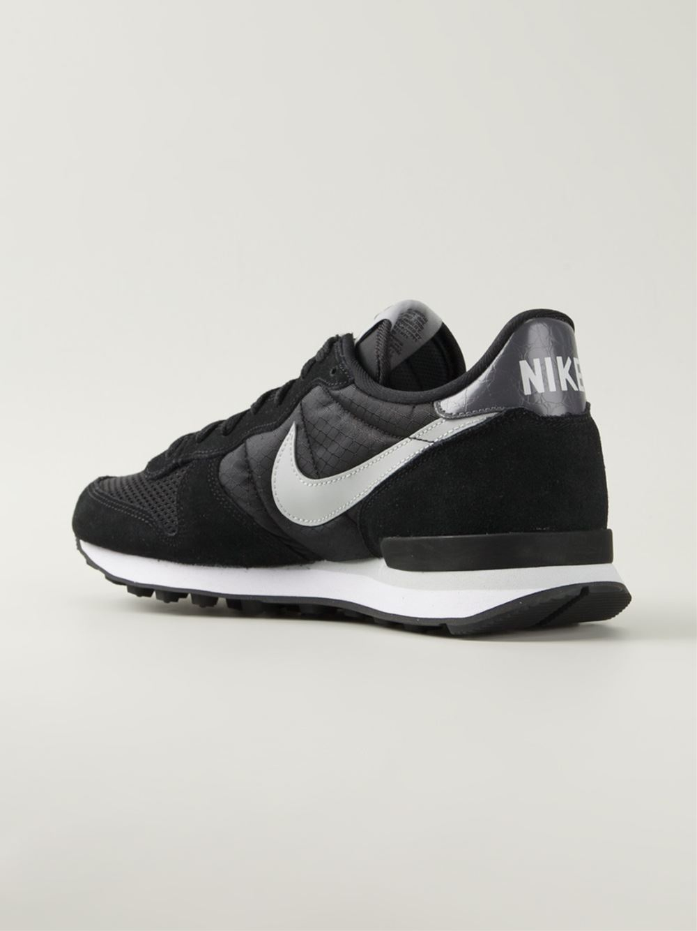 black on black nike shoes