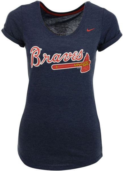 Nike Women'S Atlanta Braves Logo Scoop T-Shirt in Blue (Navy) | Lyst