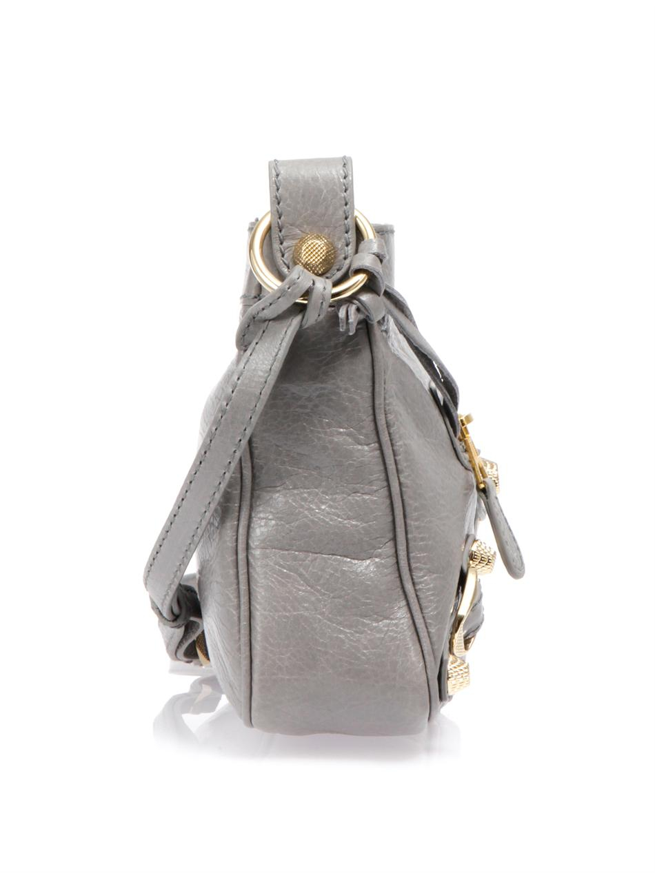 balenciaga giant hip