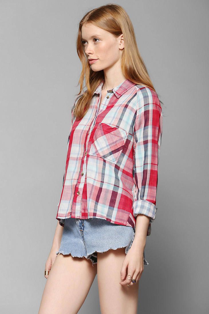 Urban outfitters Breezy Double Layer Cropped Shirt in Multicolor (RED
