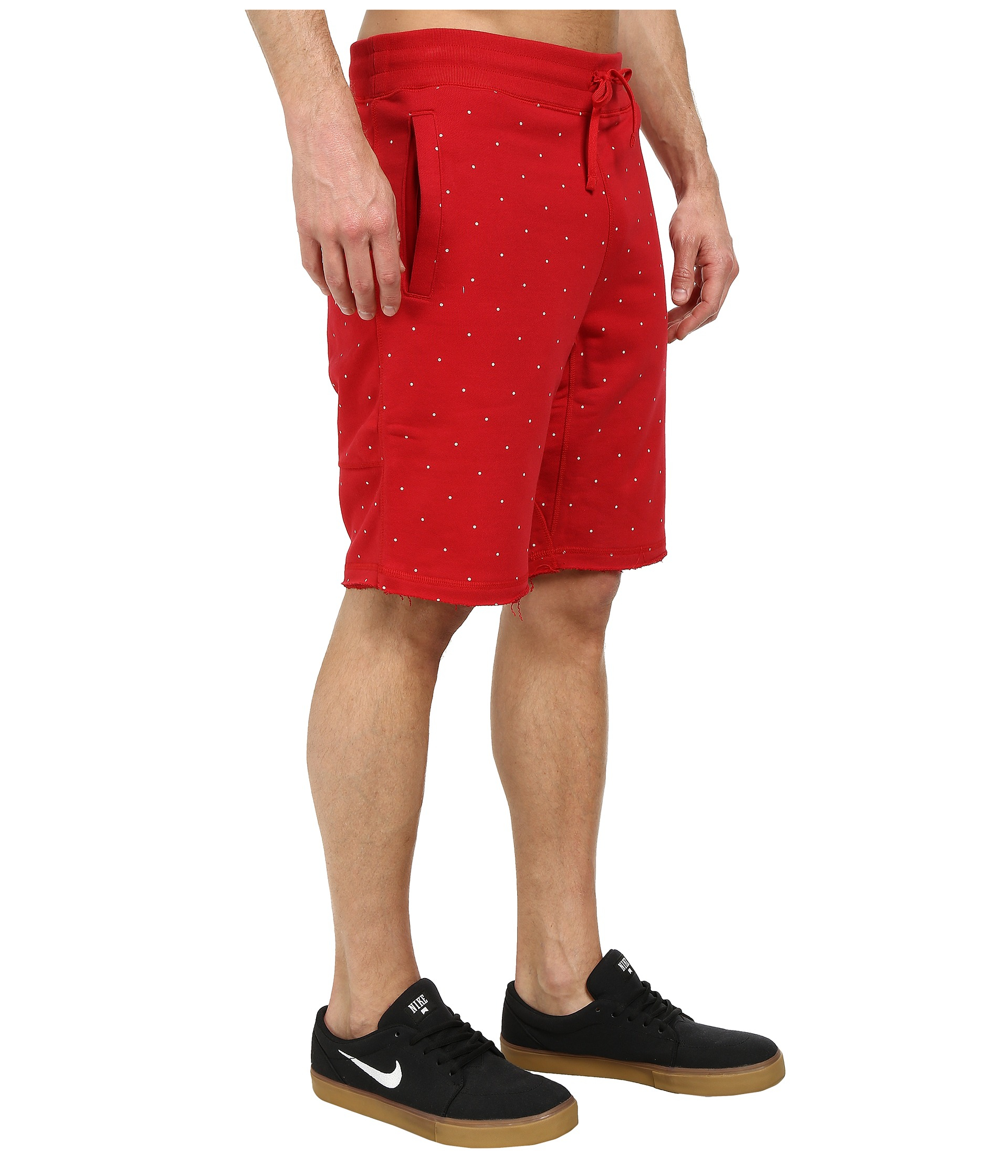 Red Nike SB Shorts in 2020 | Red nike, Clothes design, Apparel design
