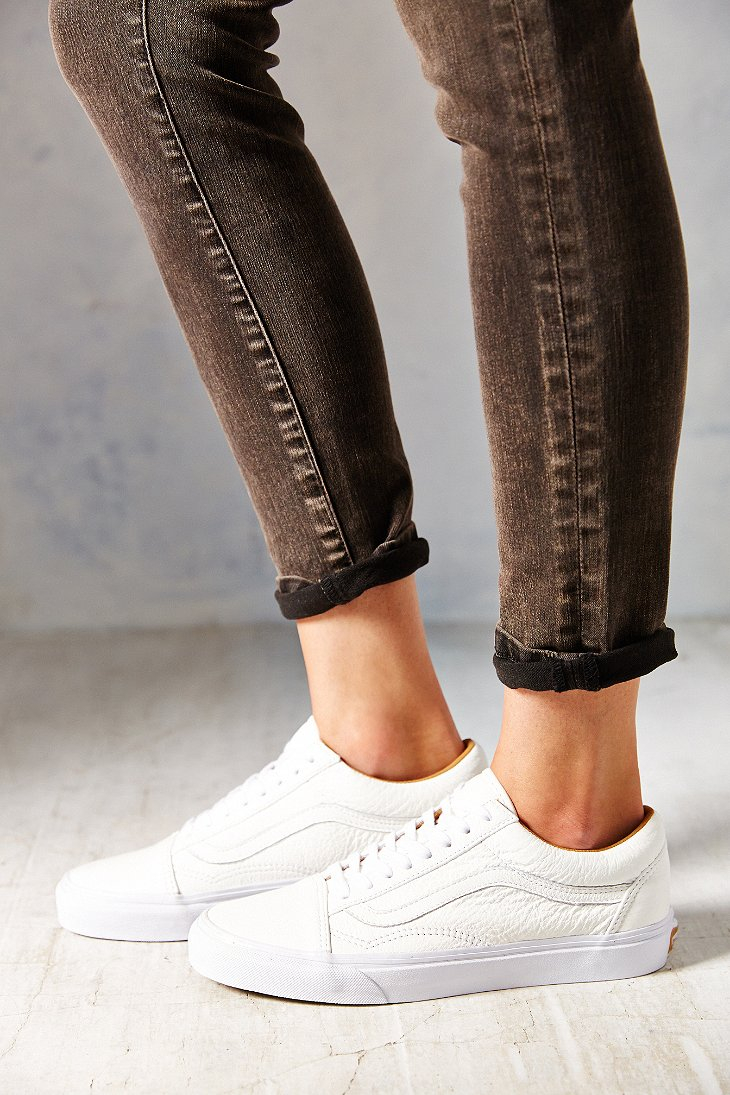 white leather old skool vans womens