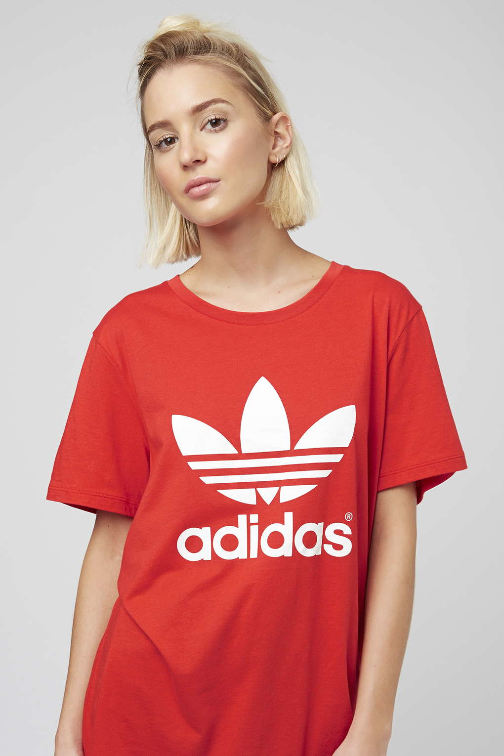 adidas trefoil t shirt with lip print adidas trefoil t shirt with lip print