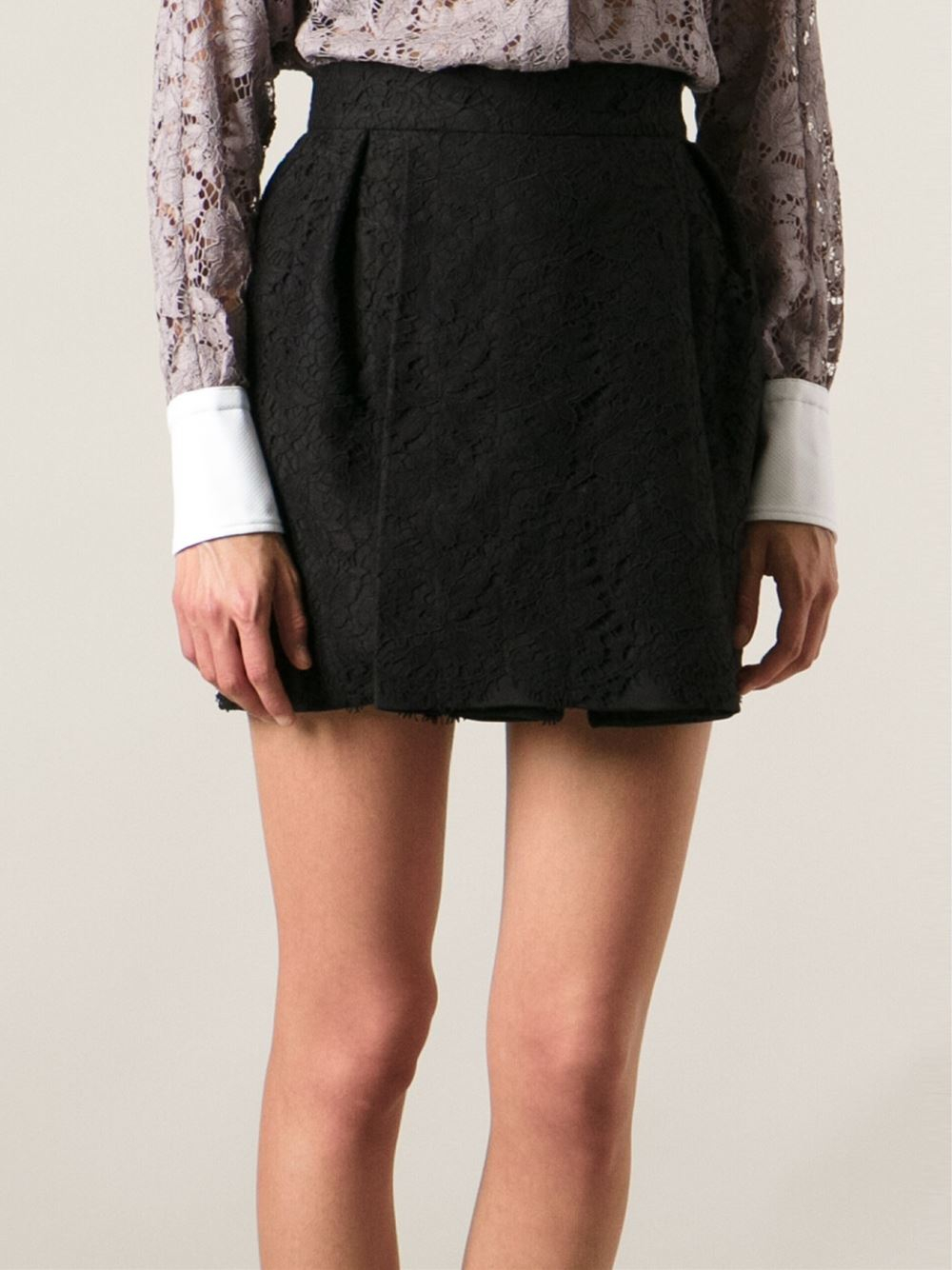 Lyst - Valentino Short Lace Pattern Skirt in Black