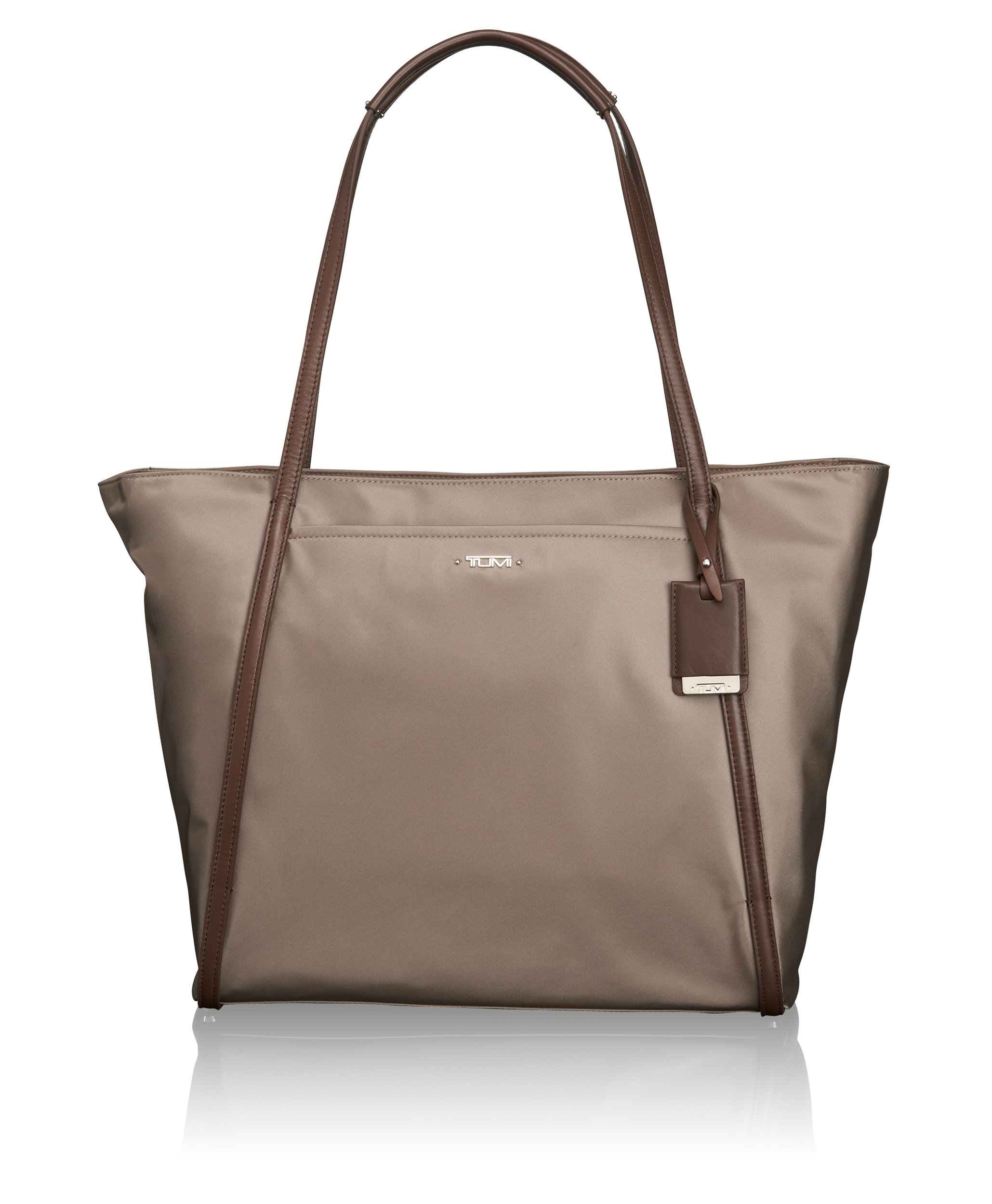 The Nylon Tote W 24