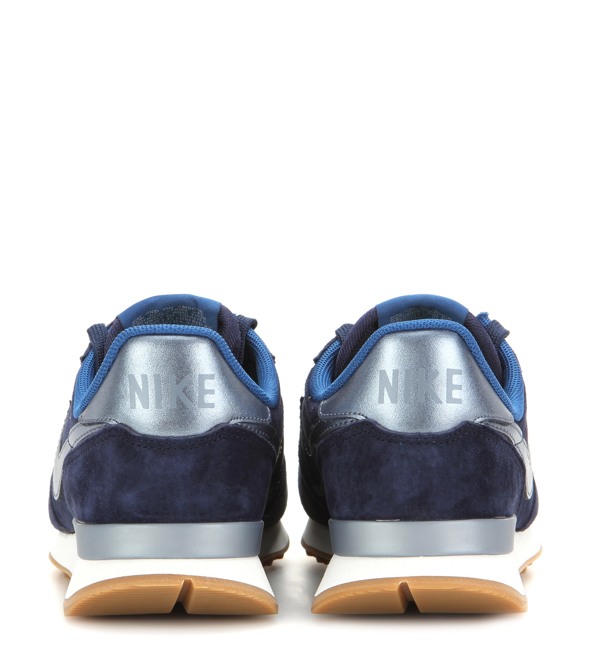 nike suede basketball shoes