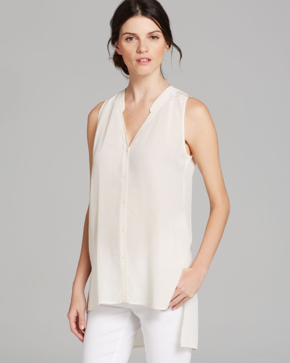 loose white v neck