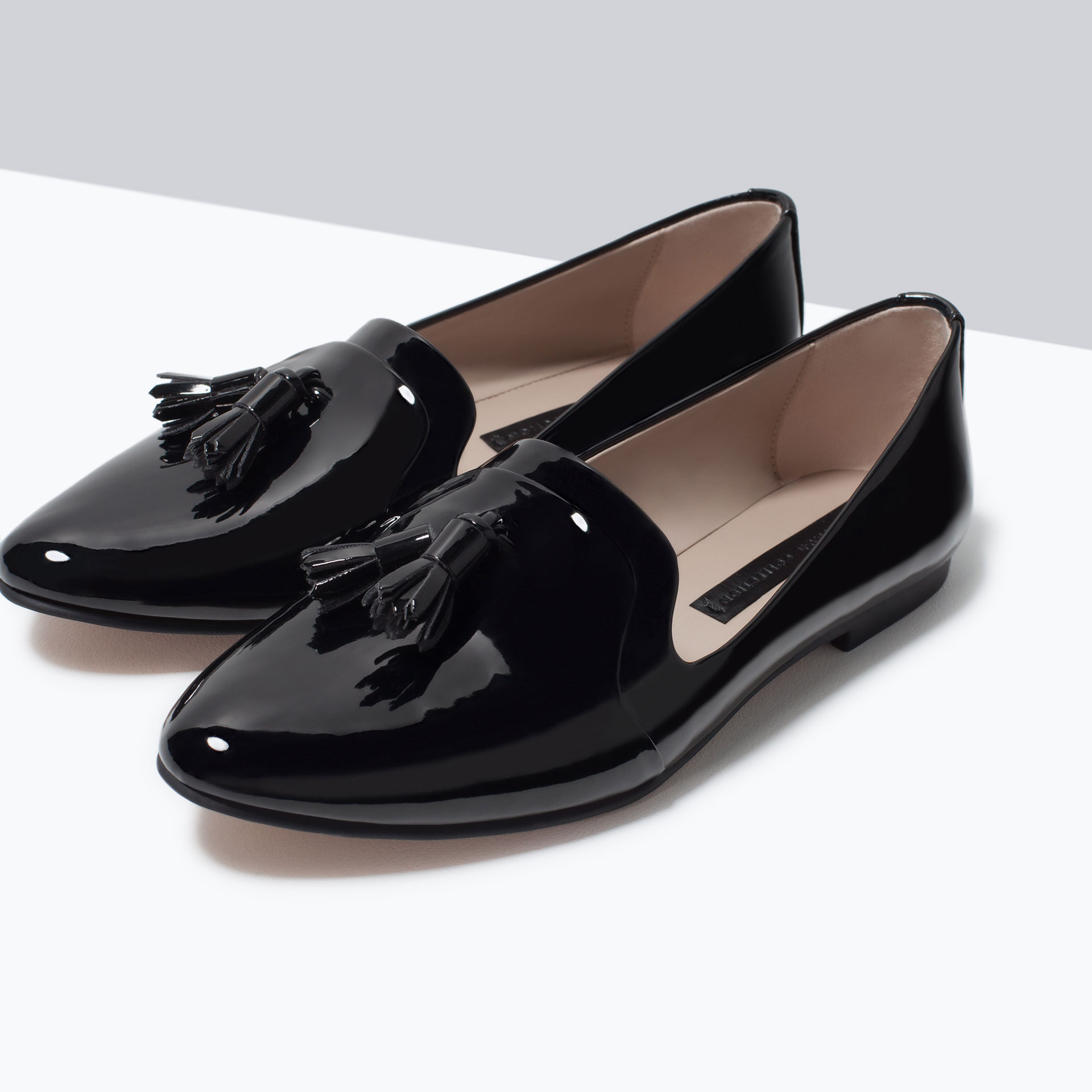 Zara Glossy Flat Shoes in Black Lyst
