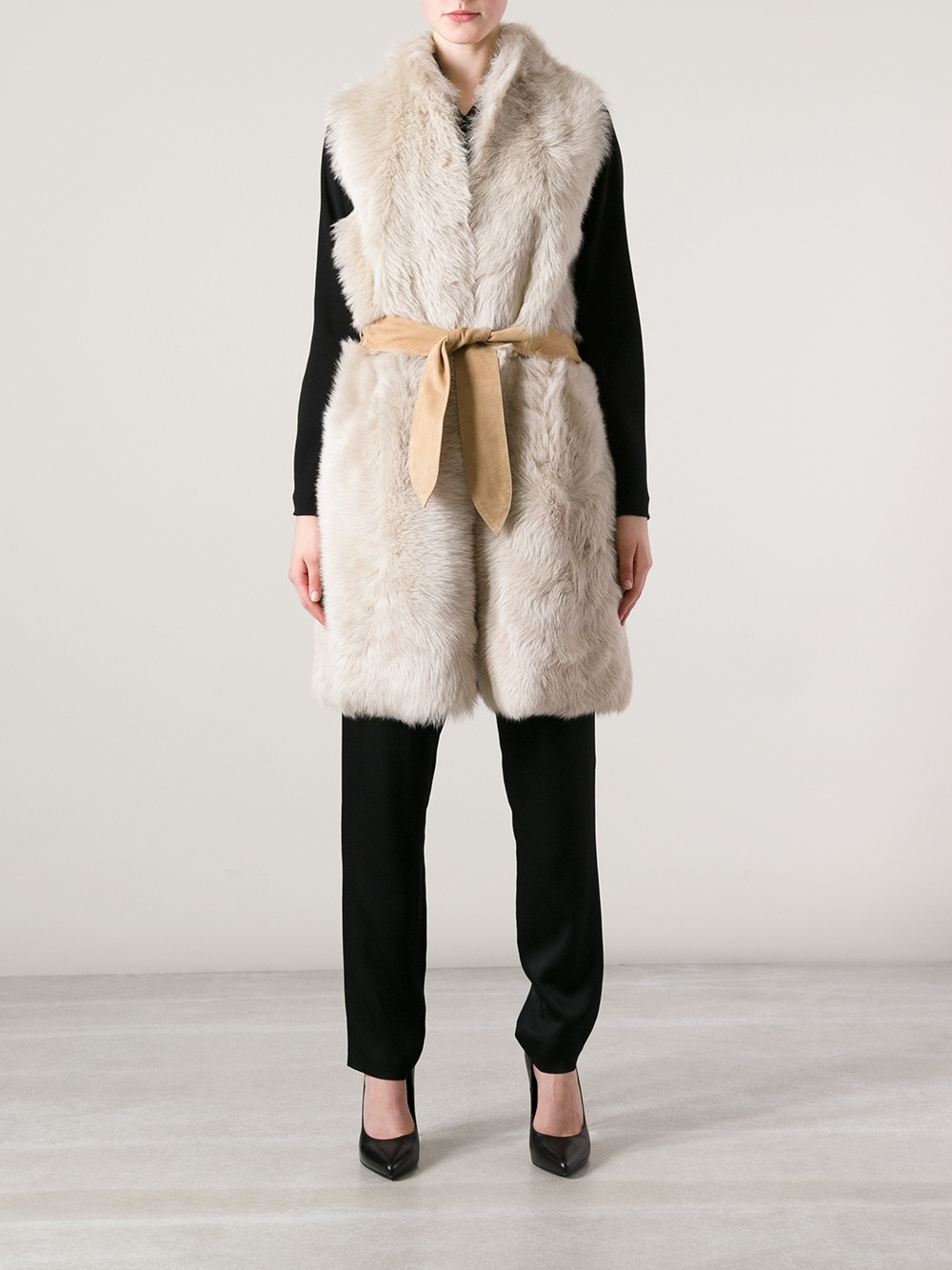 womens white gilet with fur hood