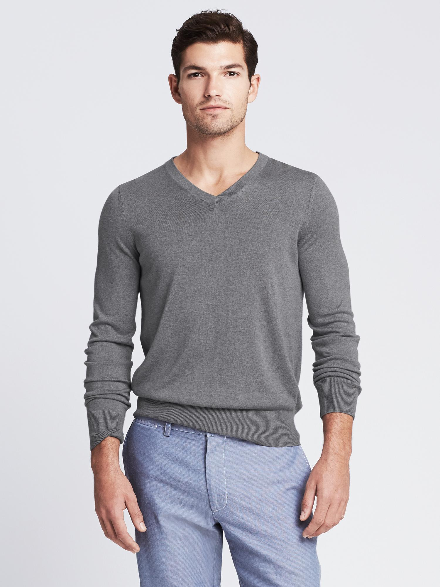 Banana republic Silk Cotton Cashmere Vee Sweater Pullover in Gray for ...