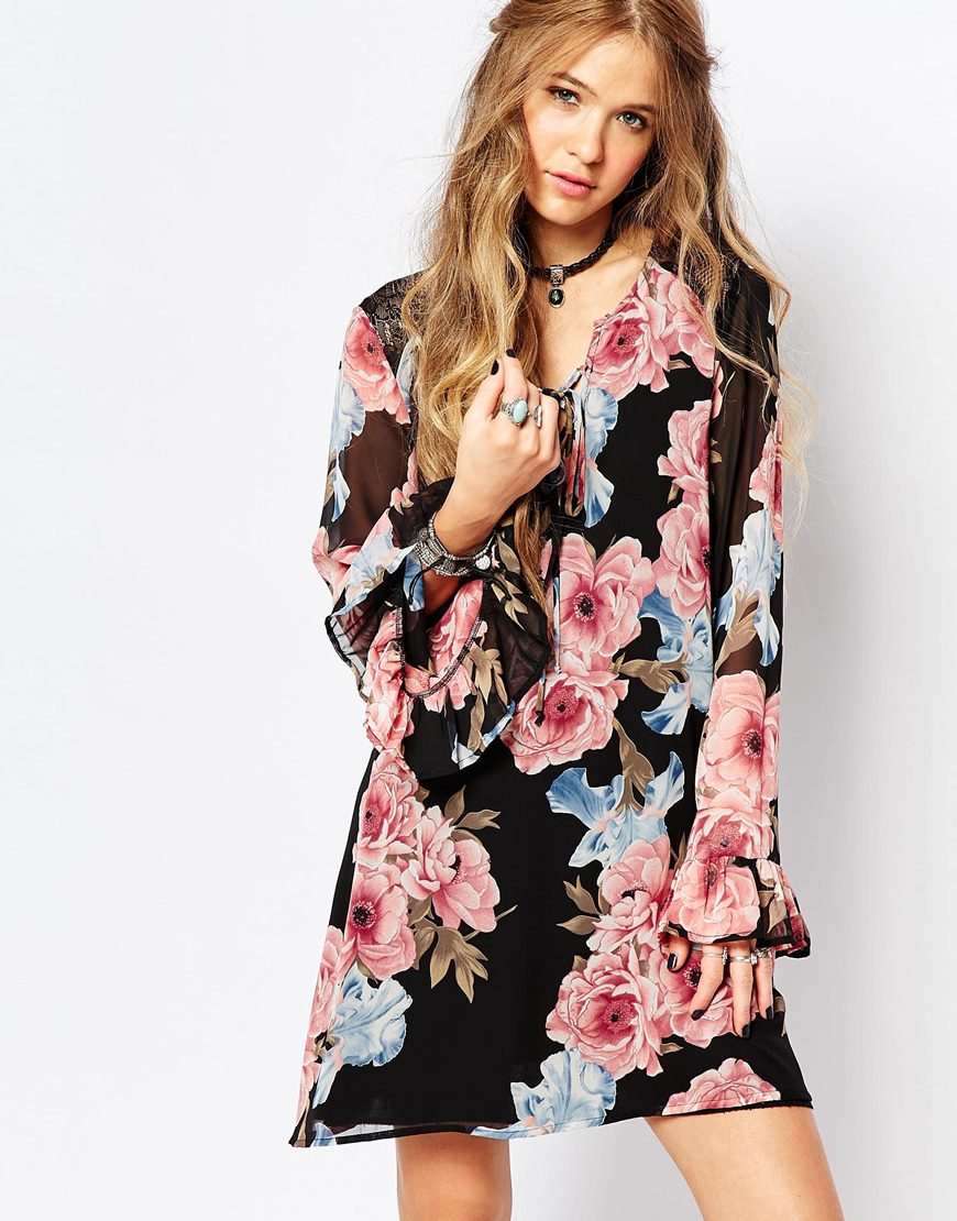 Lyst - Honey Punch Festival Bell Sleeve Dress In Floral Print