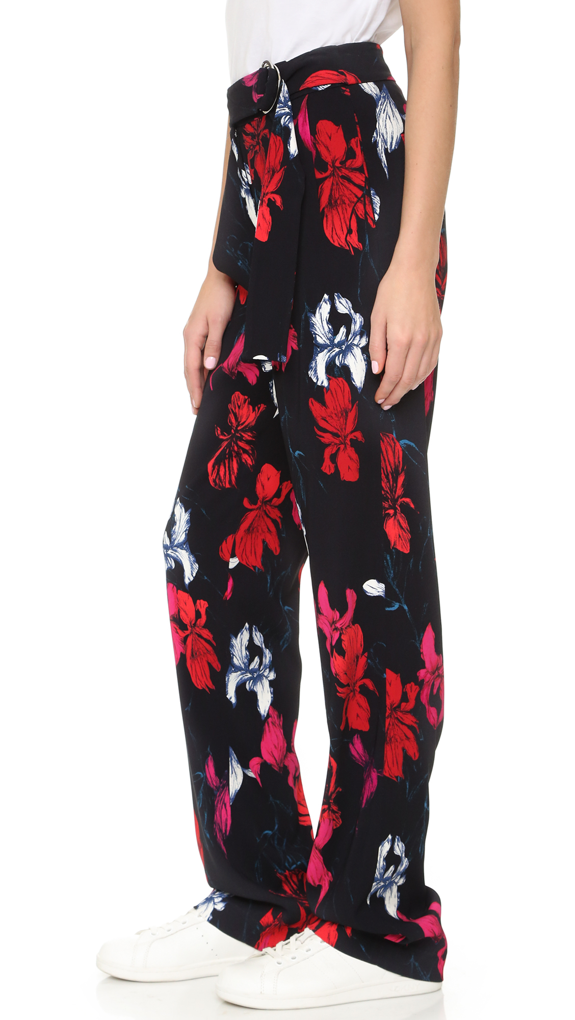 red printed pants